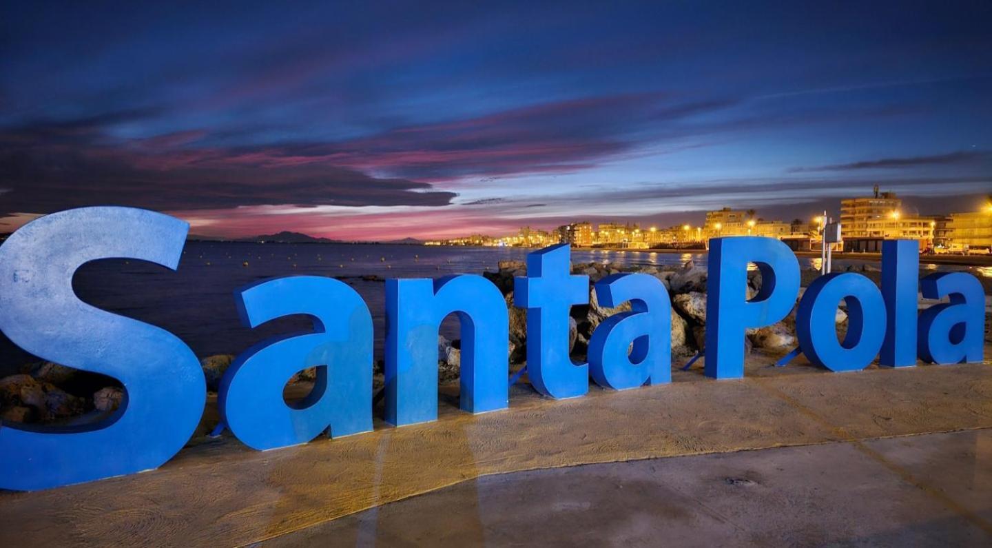Santa Pola Con Tres Dormitorios Playa Levante Bagian luar foto
