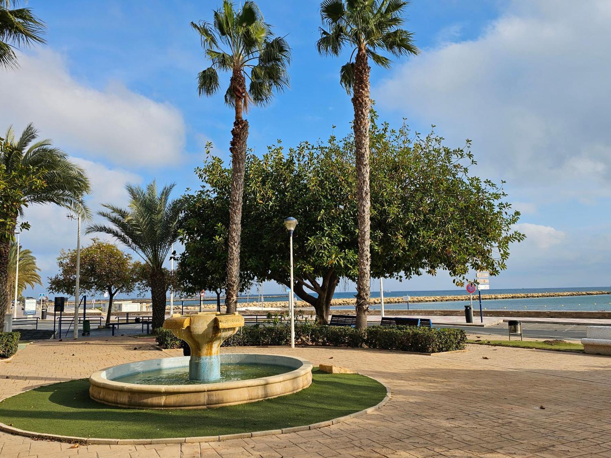 Santa Pola Con Tres Dormitorios Playa Levante Bagian luar foto